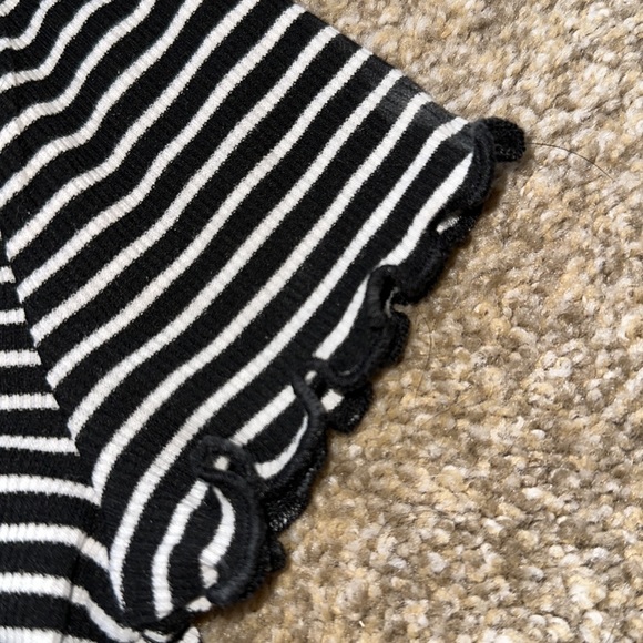 Juniors Shirt Size Small black and white stripe NWT - Picture 7 of 9